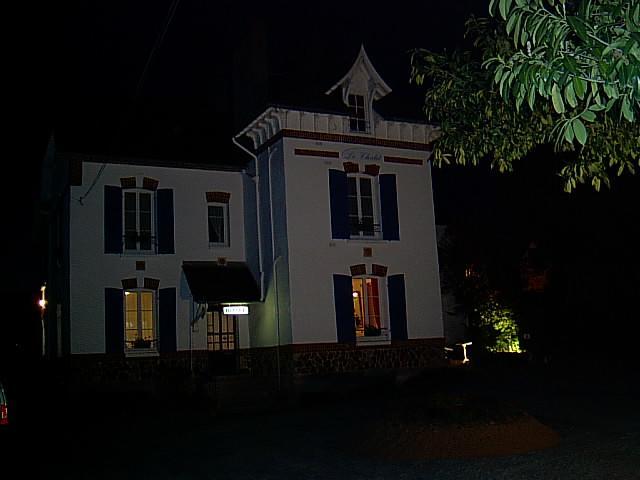 Hotel Restaurant Le Chalet Guemene-Penfao Ngoại thất bức ảnh