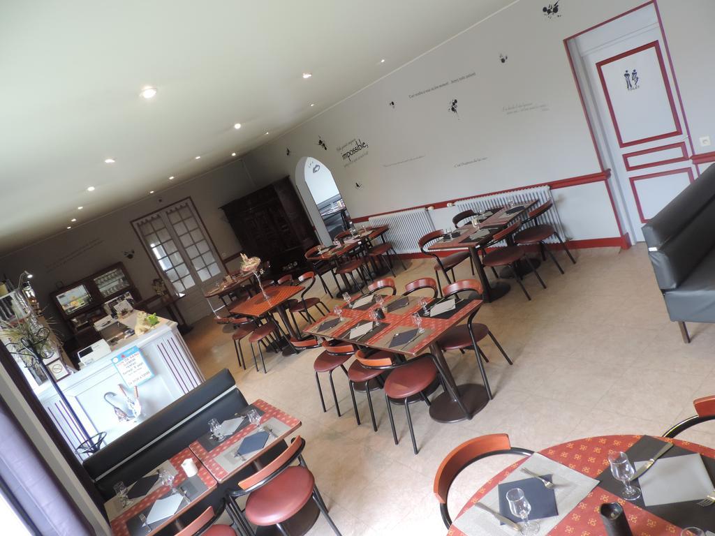 Hotel Restaurant Le Chalet Guemene-Penfao Ngoại thất bức ảnh